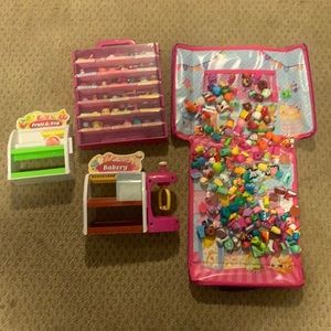 Shopkins galore!